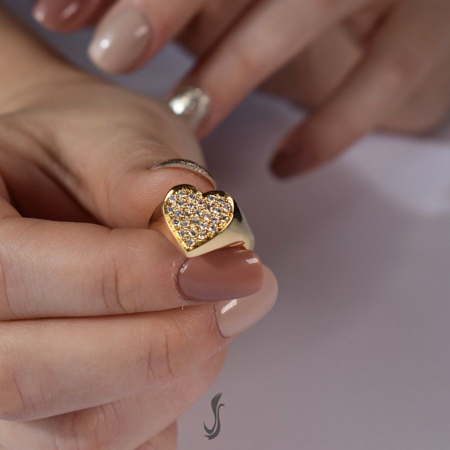 anello oro chevalier  cuore diamanti 