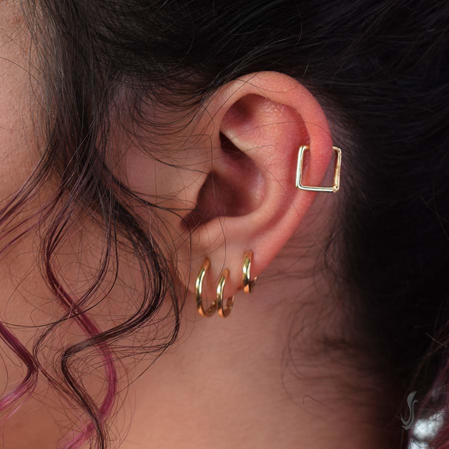 orecchino helix quadrato in oro